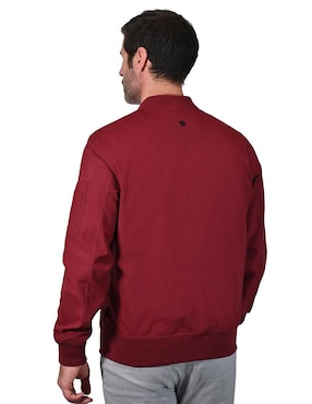 Chamarra Perry Ellis con bolsillos para hombre