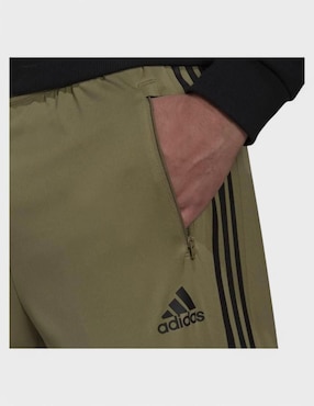 Short Adidas para hombre