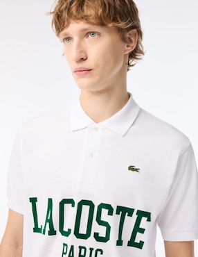 playera tipo polo Lacoste Paris para hombre