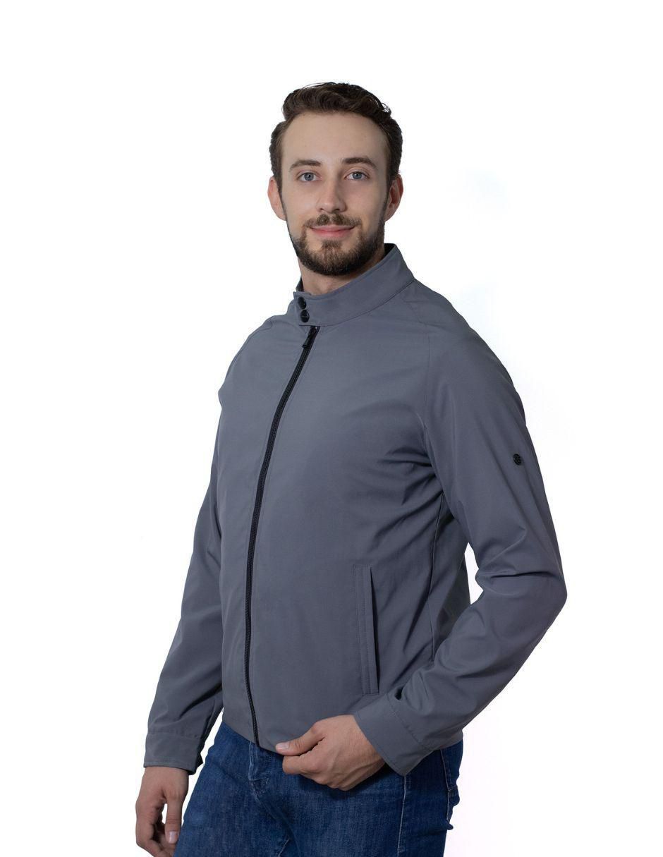 Chamarra con bolsillos para hombre 3
