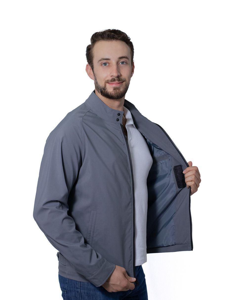 Chamarra con bolsillos para hombre 4