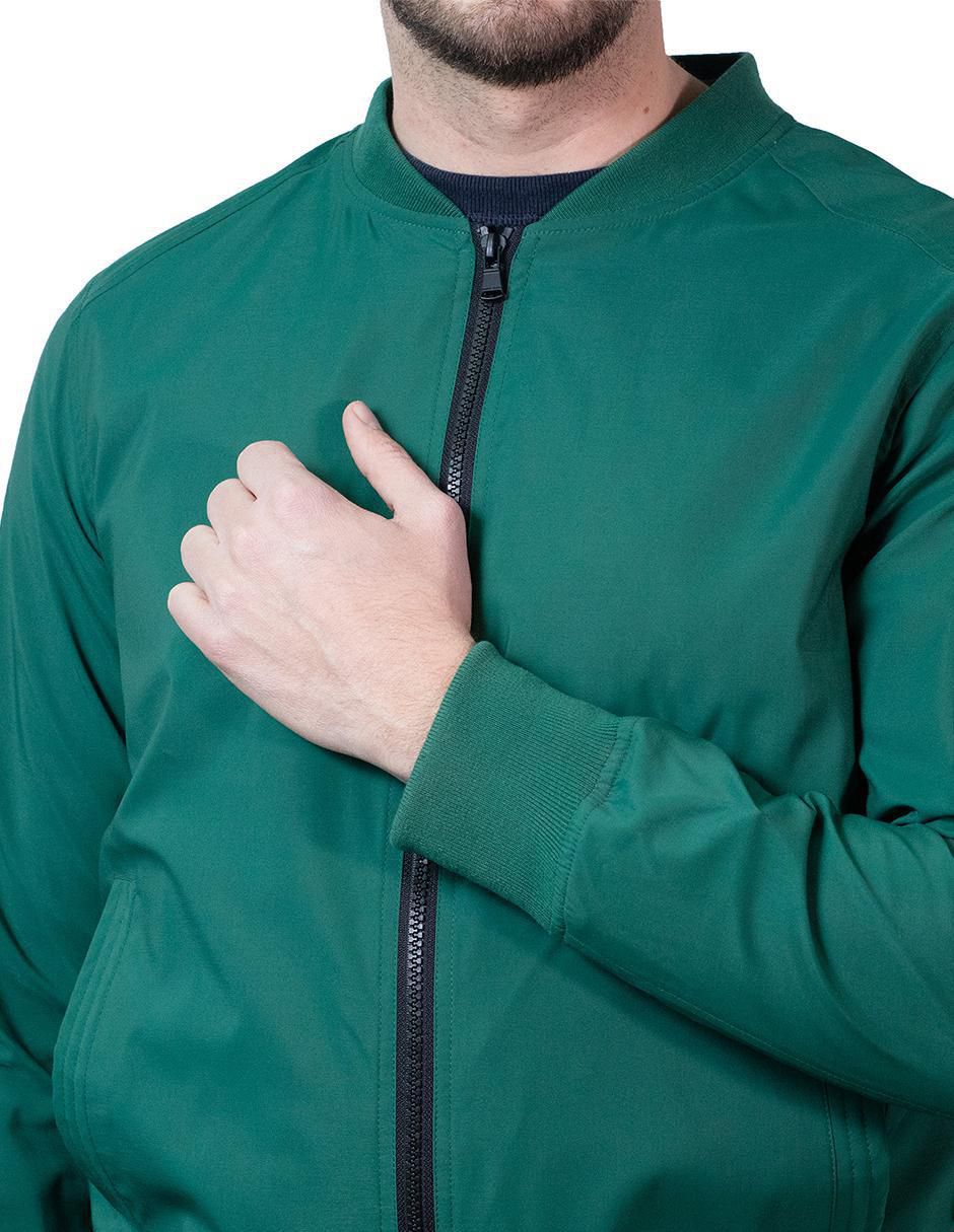 Chamarra con bolsillos para hombre 4