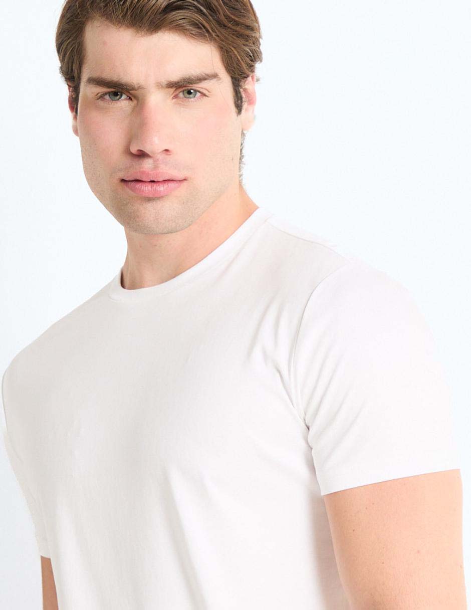 Playera cuello redondo para hombre 4