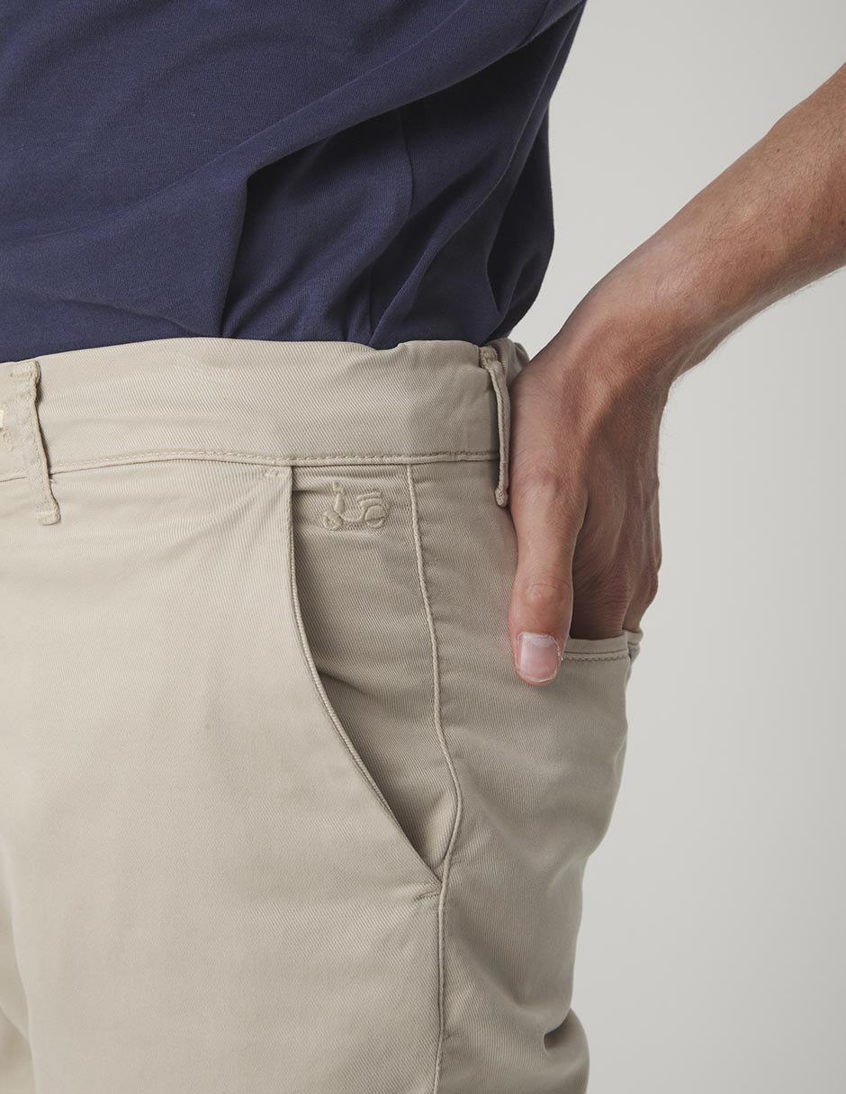 Pantalón slim para hombre 3