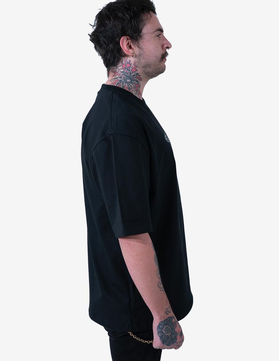 Playera oversize cuello redondo para hombre 4