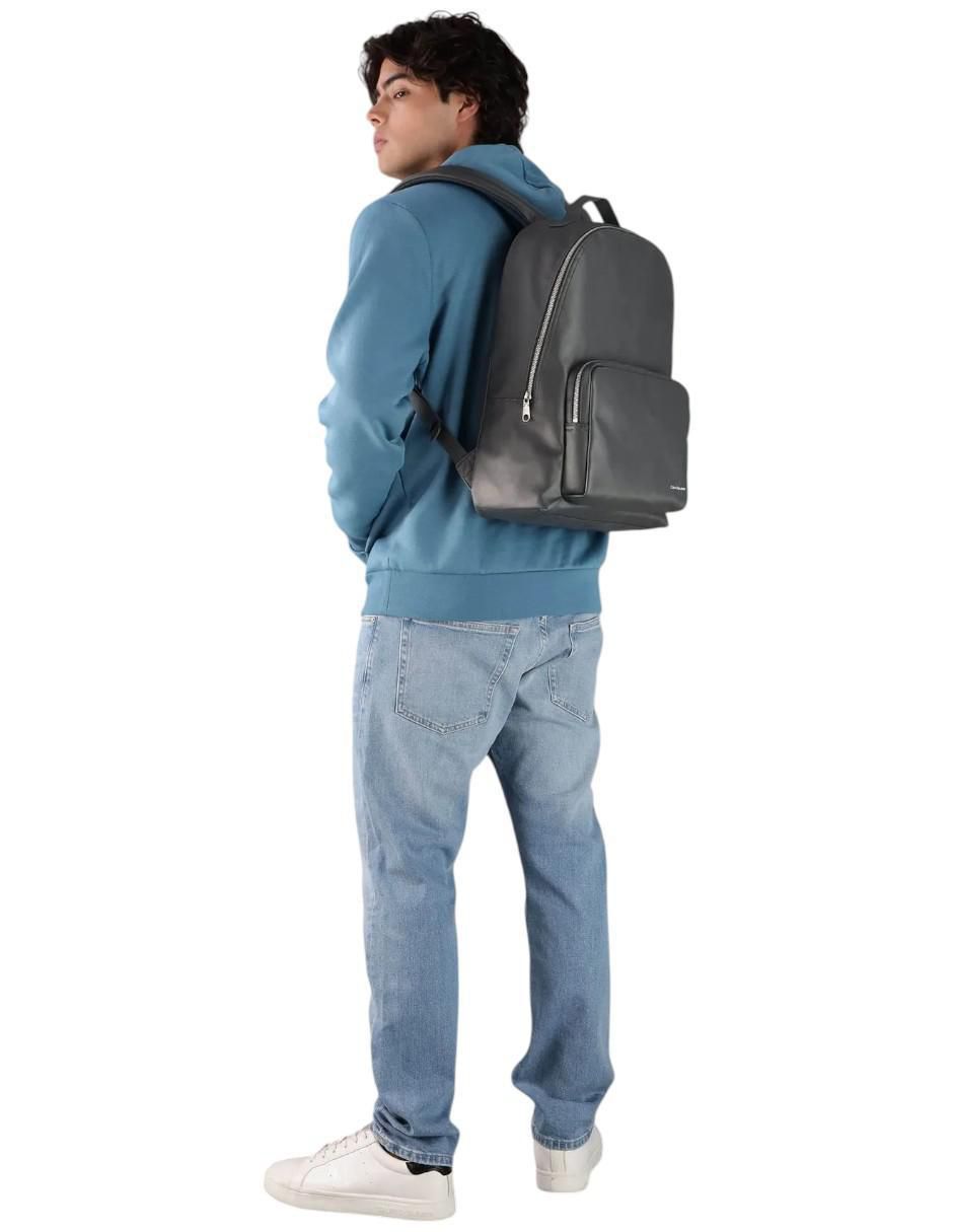 Mochila casual para hombre 5