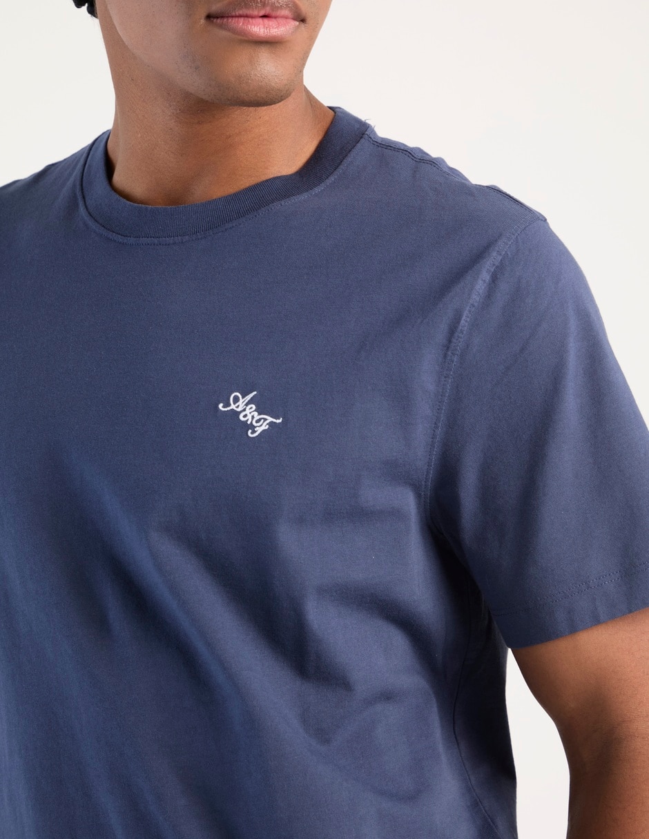 Playera cuello redondo para hombre 4