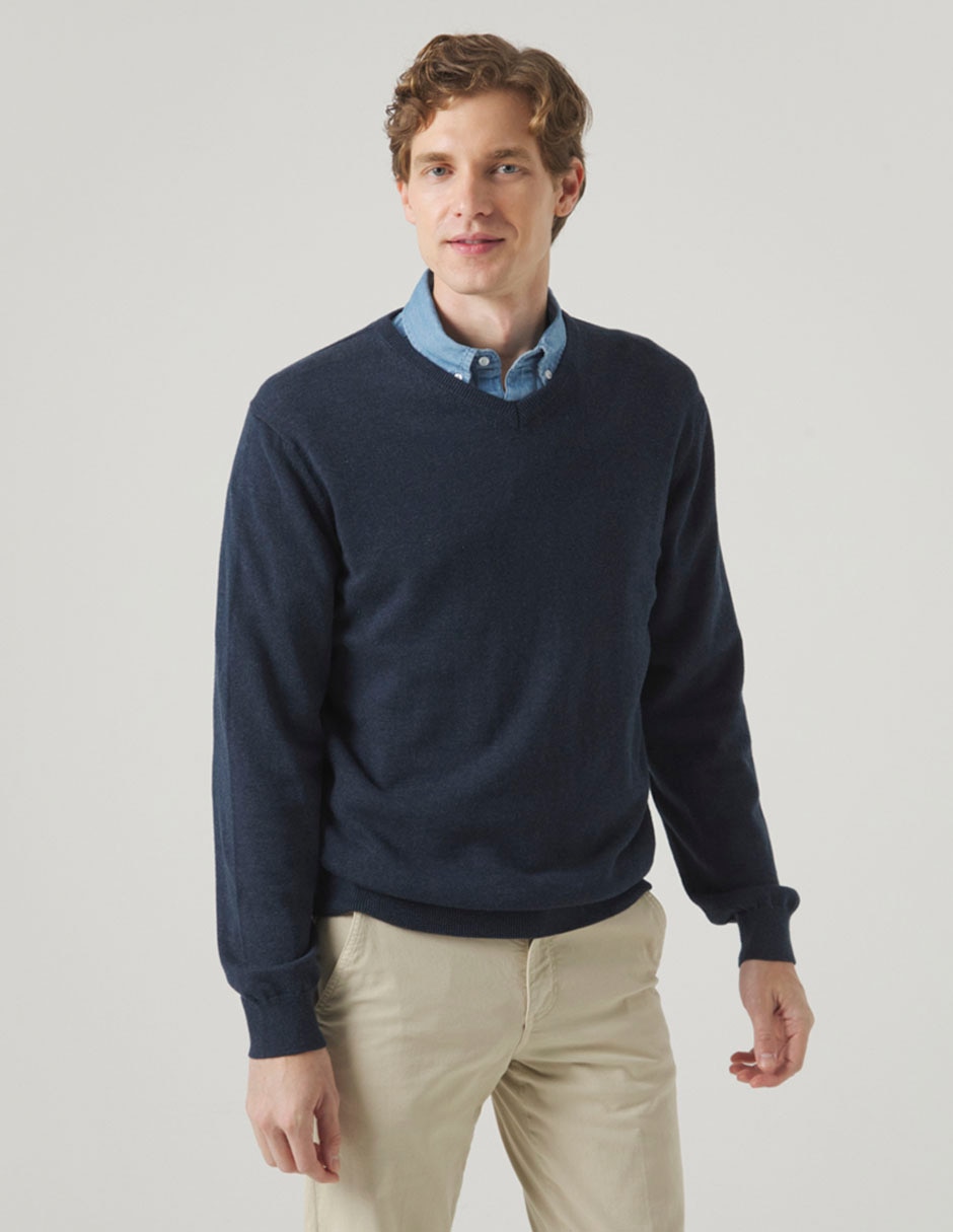 Suéter cuello V para hombre 2