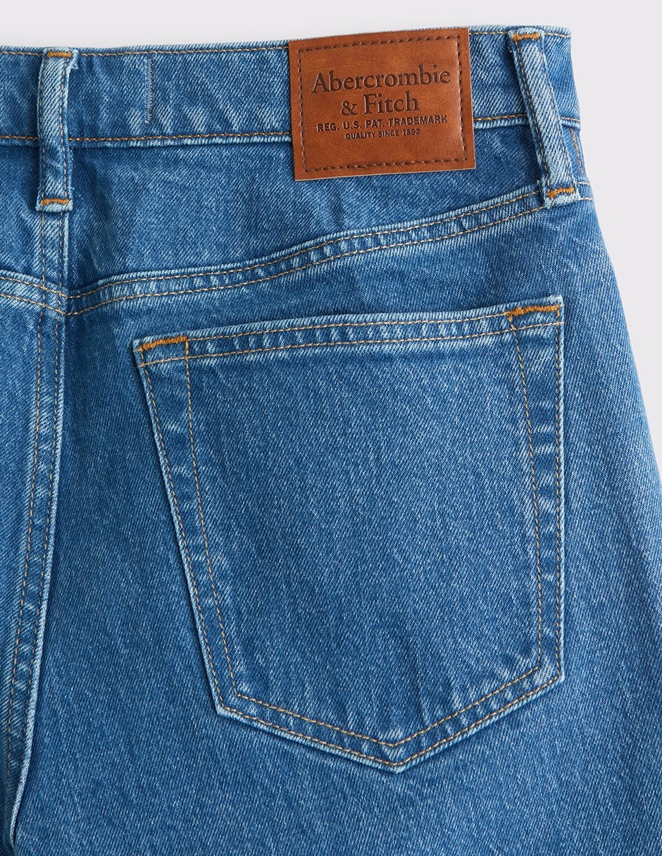 Jeans straight lavado medio para hombre 6