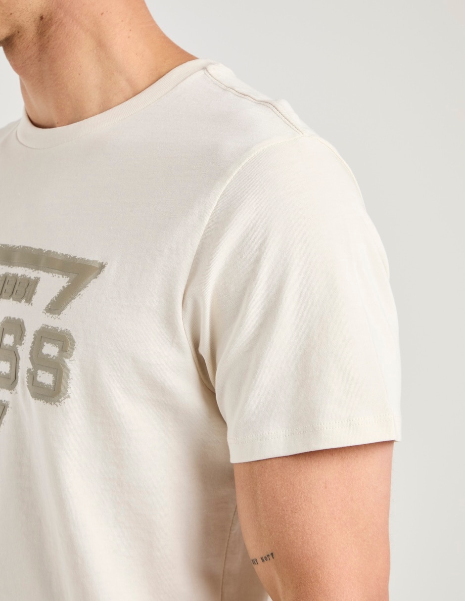 Playera cuello redondo para hombre 5