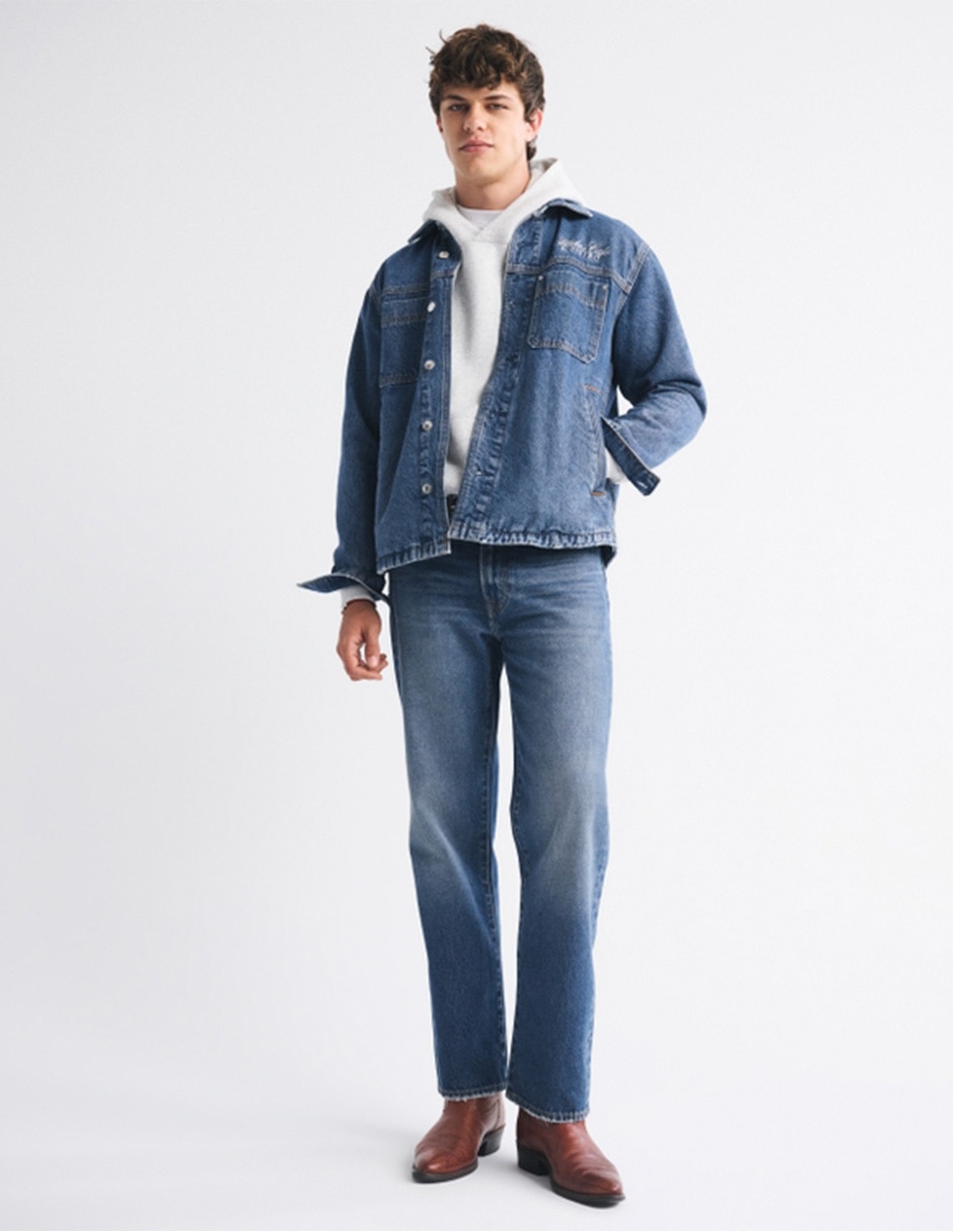 Jeans straight deslavado para hombre 15
