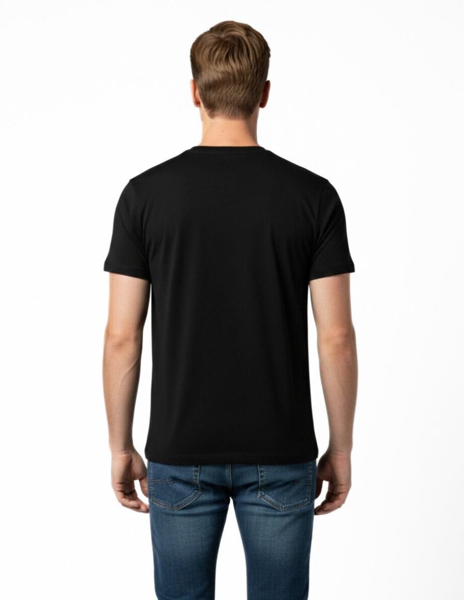 Set playera cuello redondo para hombre 9