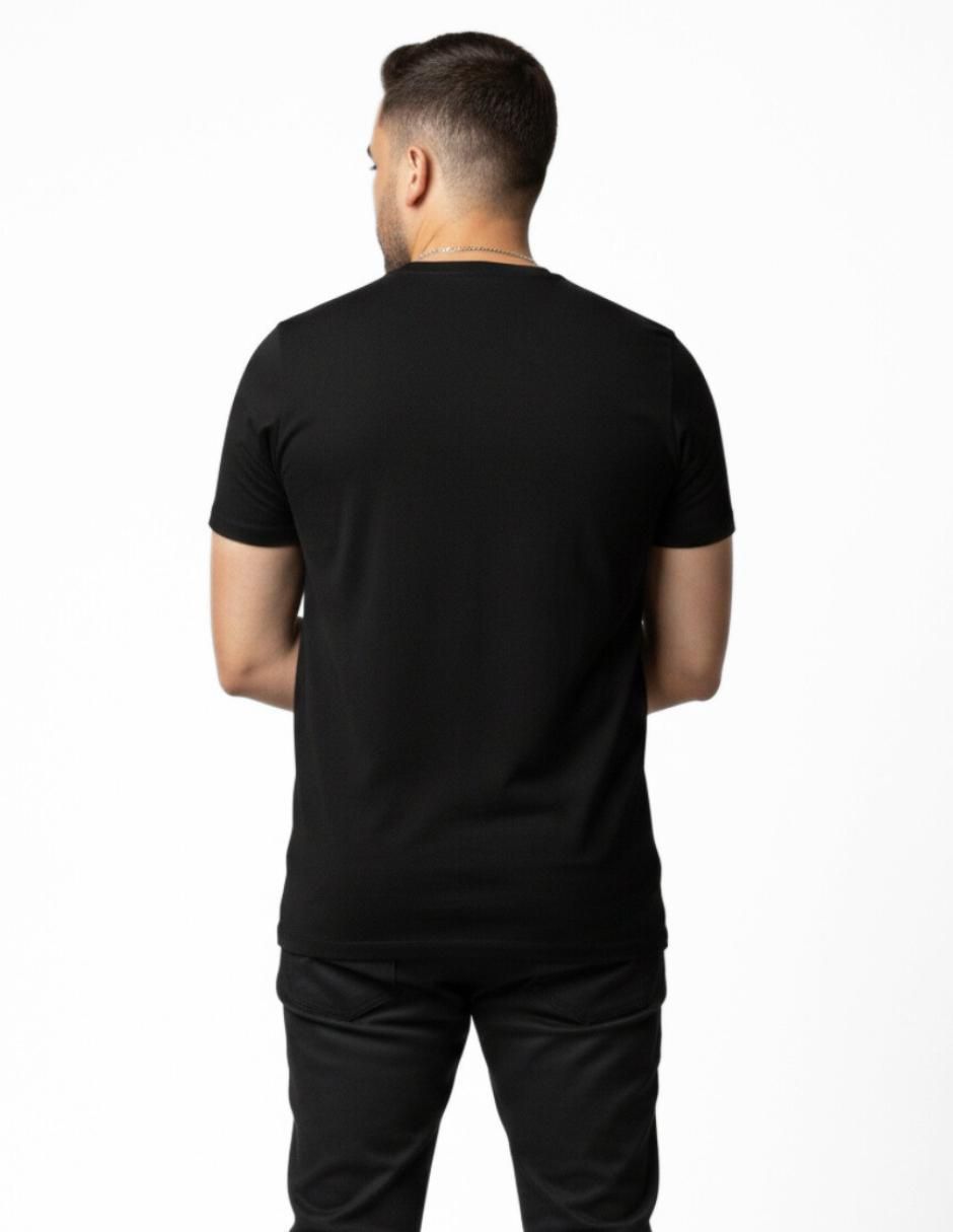 Set playera cuello redondo para hombre 5