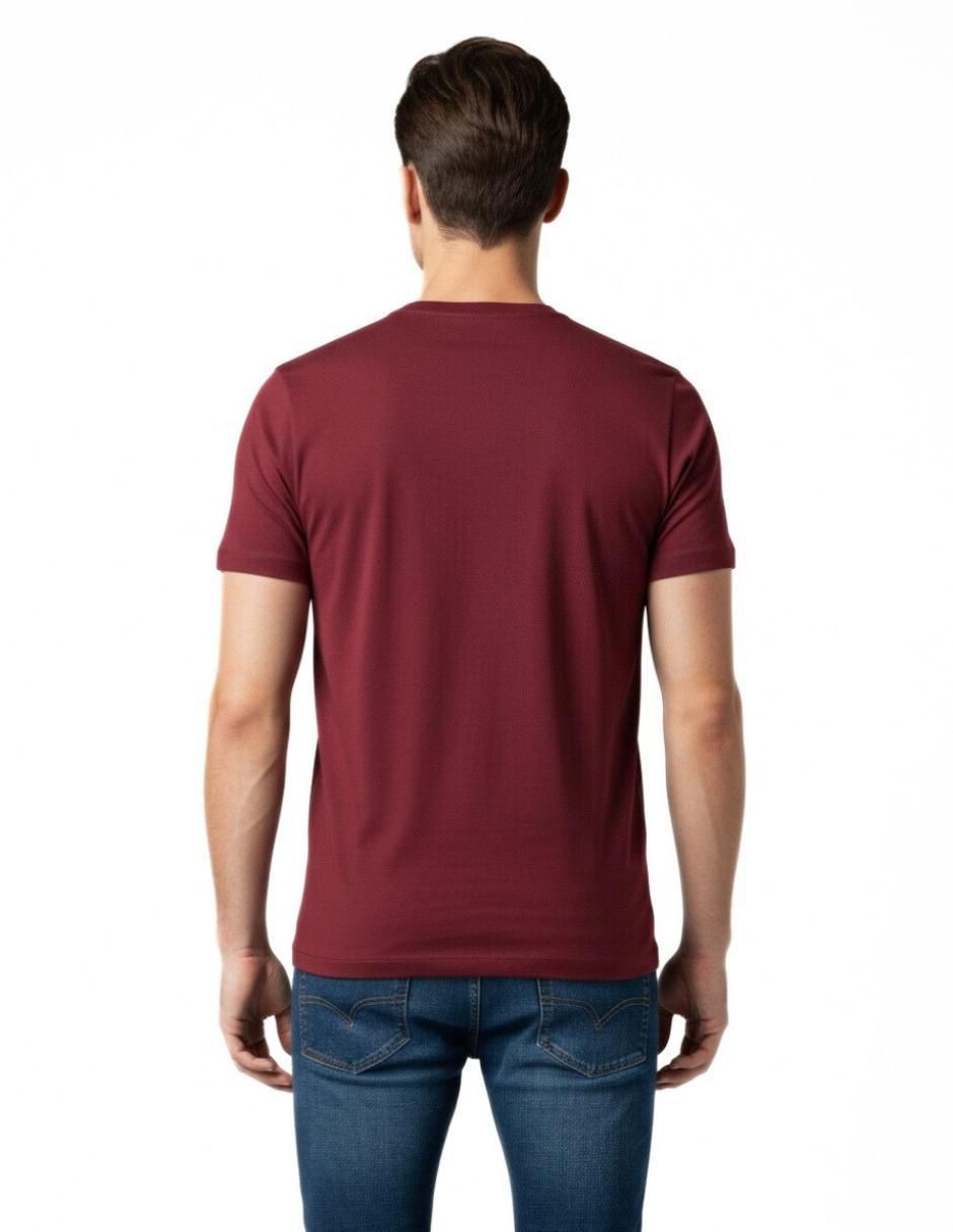 Set playera cuello redondo para hombre 5
