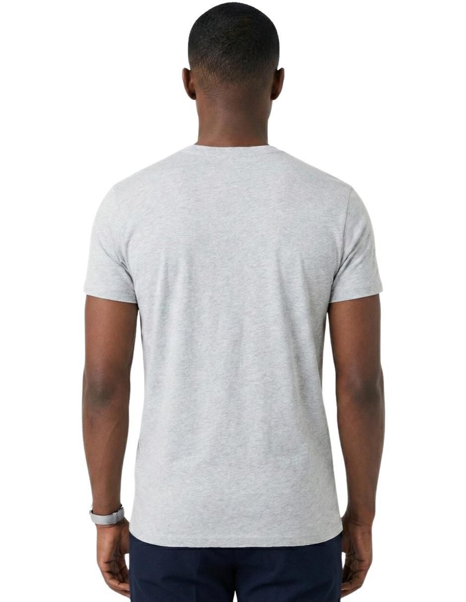 Set playera cuello redondo para hombre 9