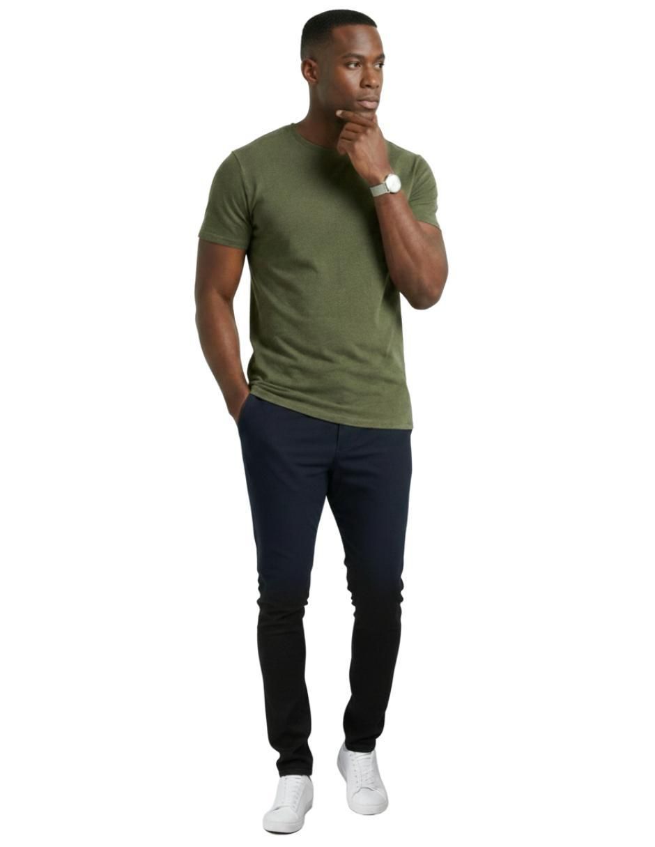 Set playera cuello redondo para hombre 8